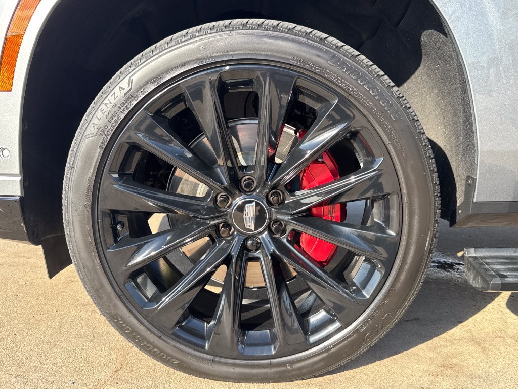 2026 Cadillac Escalade ESV V-Series - Photo 13