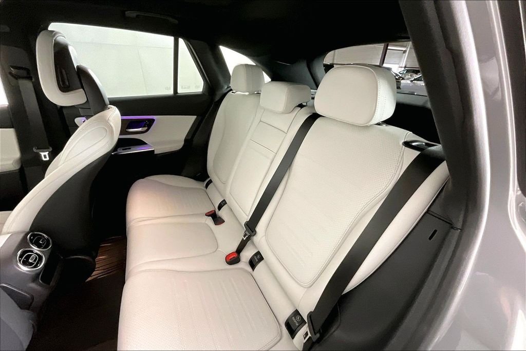2025 Mercedes-Benz GLC Base - Photo 18