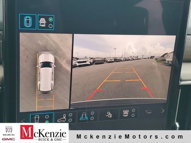 2026 GMC Yukon Denali Ultimate - Photo 17
