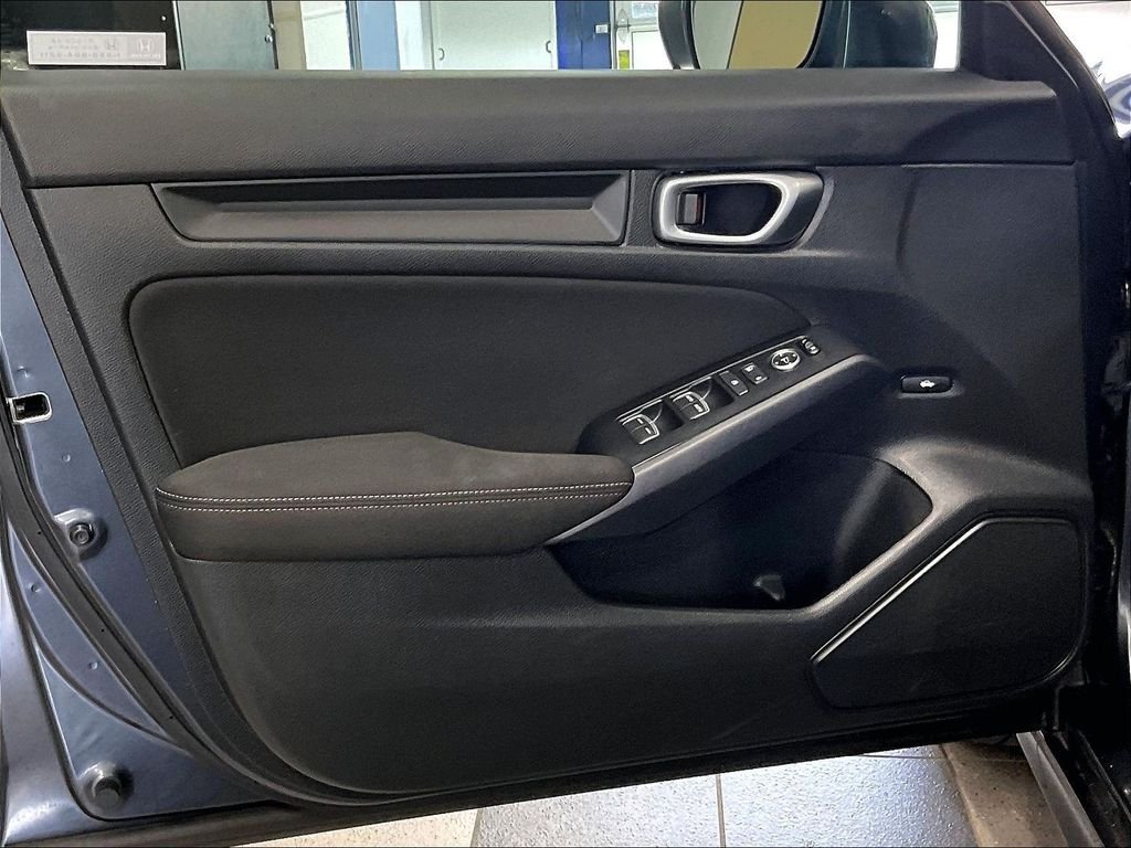 Used 2023 Gray Honda LX image 9