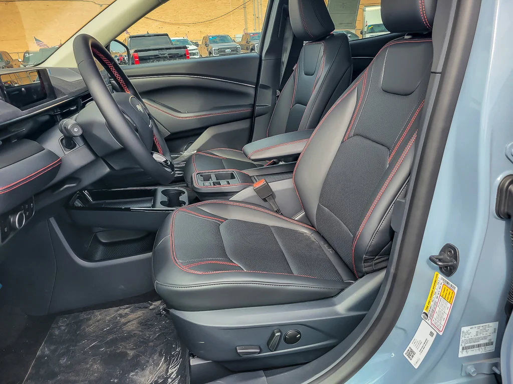 New 2026 Glacier Gray Metallic TriCoat Ford Premium image 9