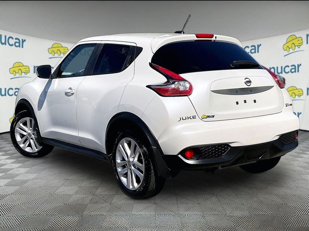 Used 2016 White Nissan SV image 4