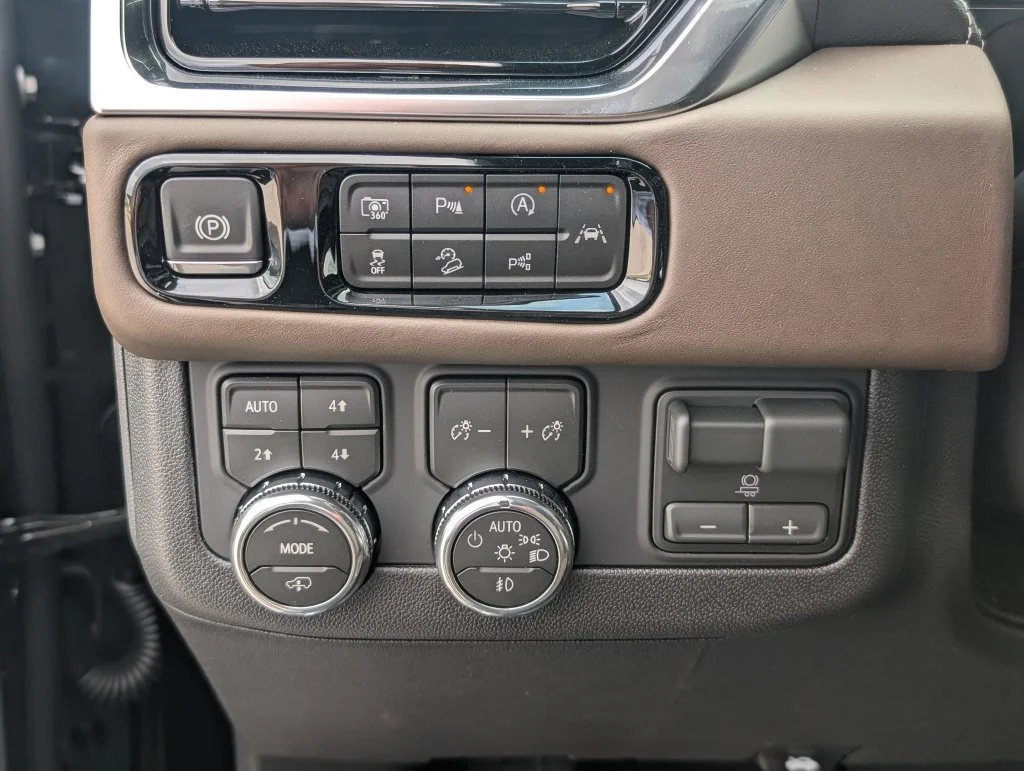 New 2026 Onyx Black GMC Denali Ultimate image 21