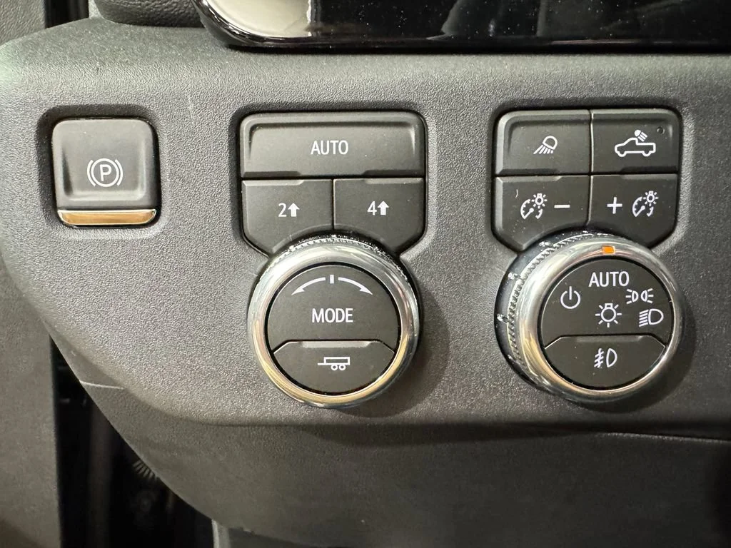 2026 GMC Sierra 1500 SLT - Photo 20