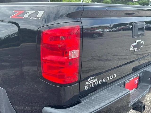 Used 2018 Black Chevrolet LT image 13