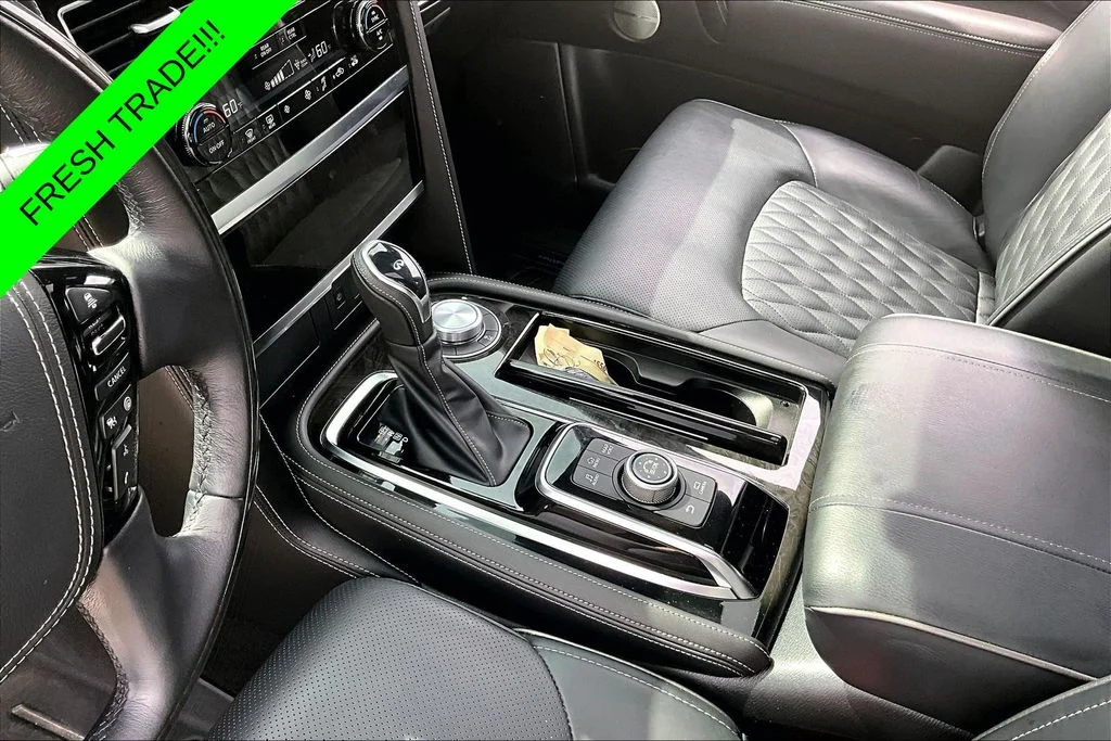 Used 2024 White INFINITI Sensory image 17