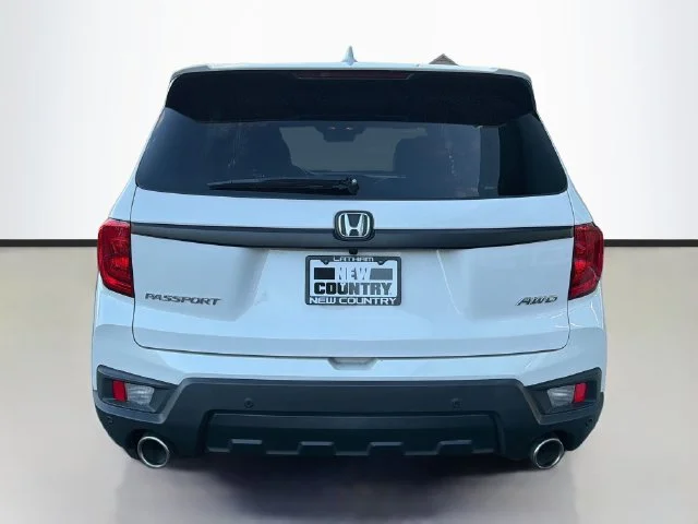 Used 2023  Honda EX-L image 6