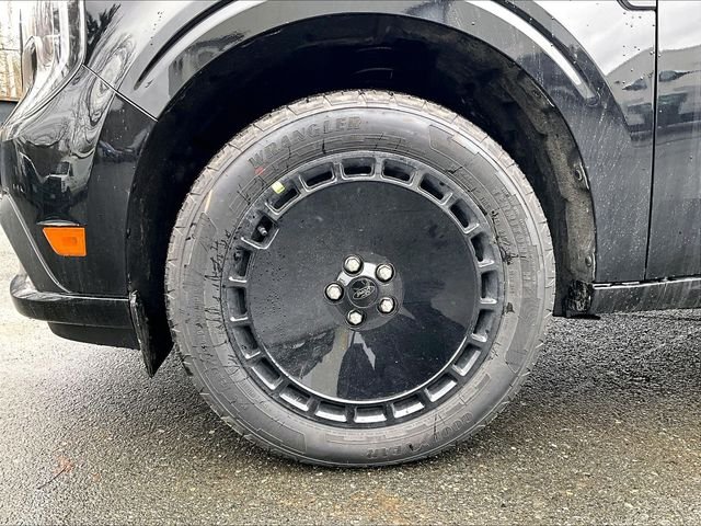 New 2026 Black Ford Lobo Standard image 13