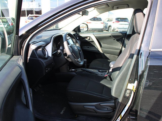 Used 2015 Black Toyota LE image 10