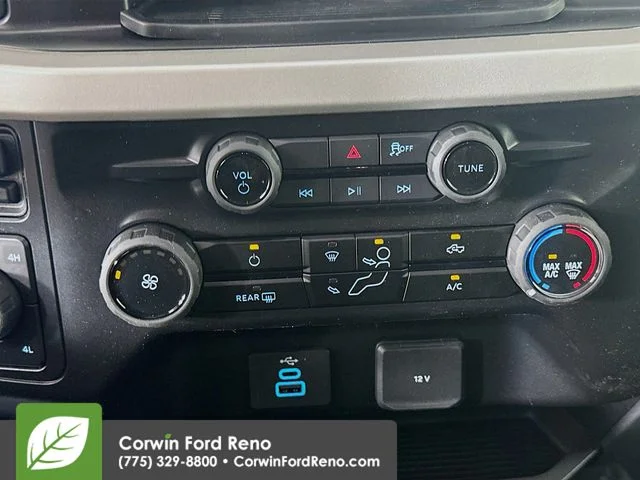 New 2026 Oxford White Ford XLT image 16