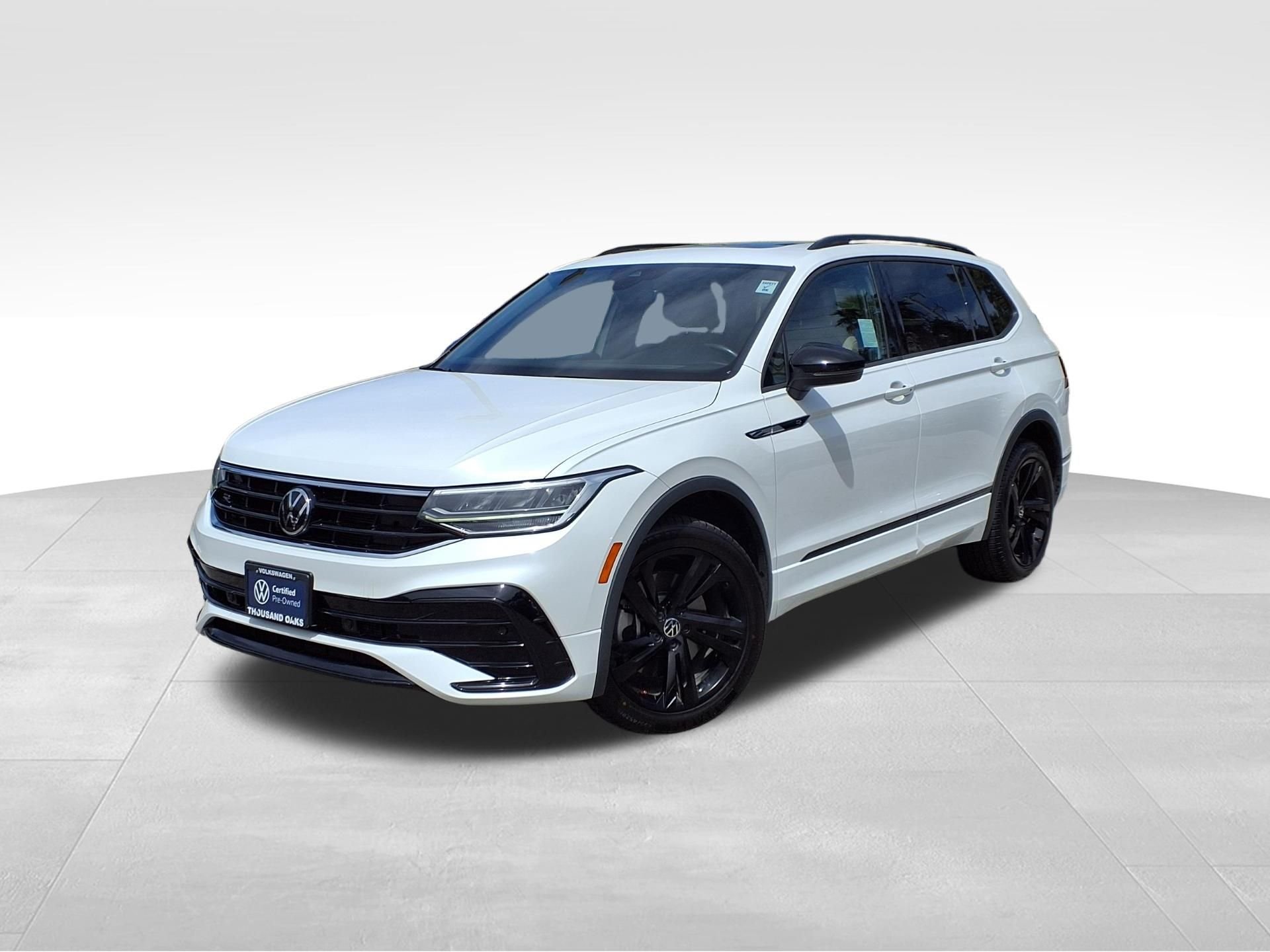 2023 Volkswagen Tiguan SE R-LINE BLACK