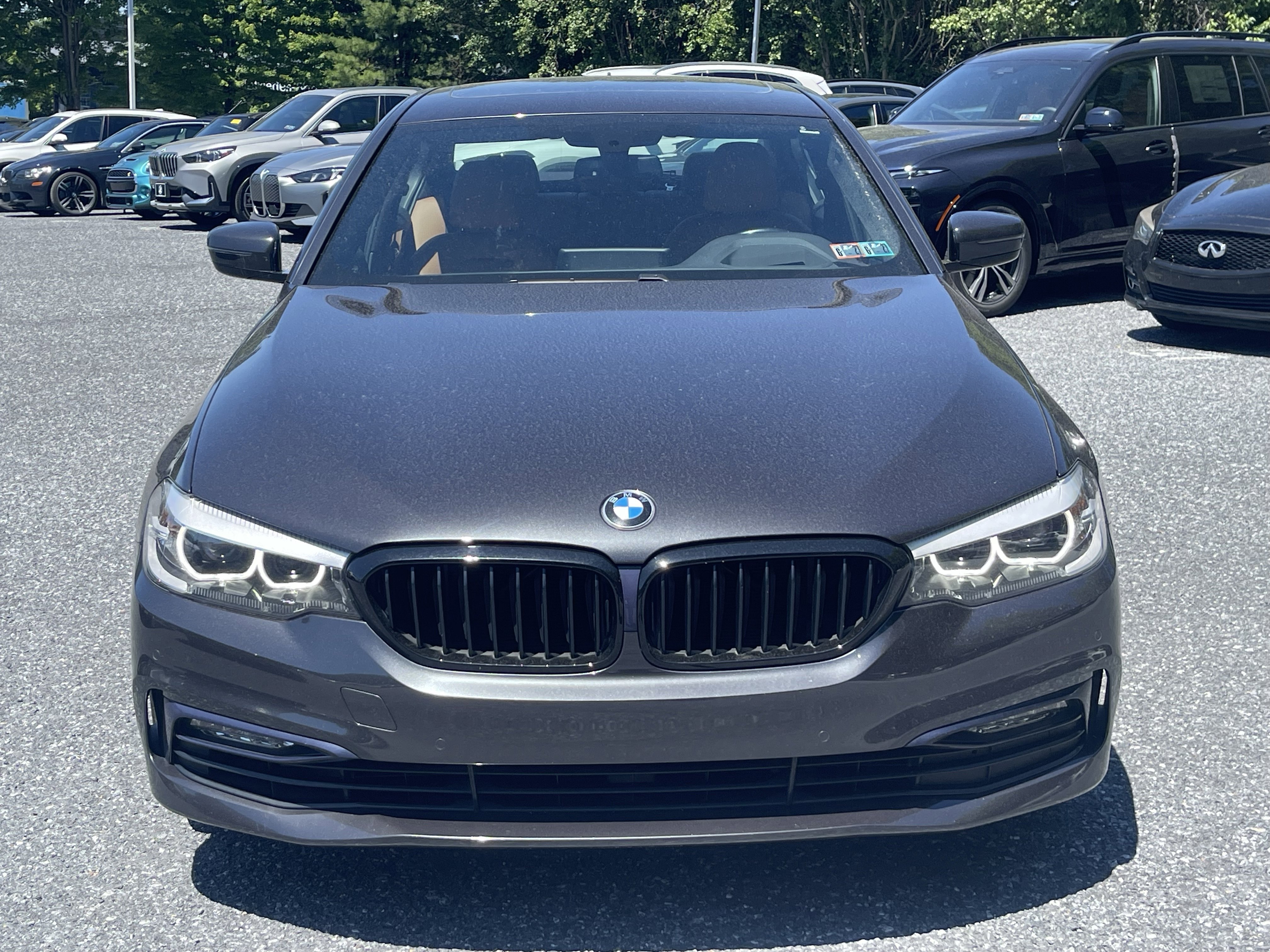 Used 2017 Dark Graphite Metallic BMW 530i xDrive image 2