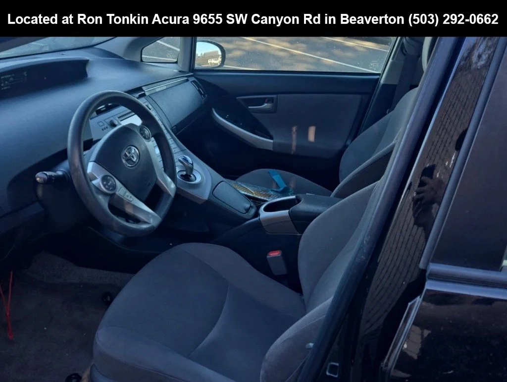 Used 2015 Black Toyota Two image 10