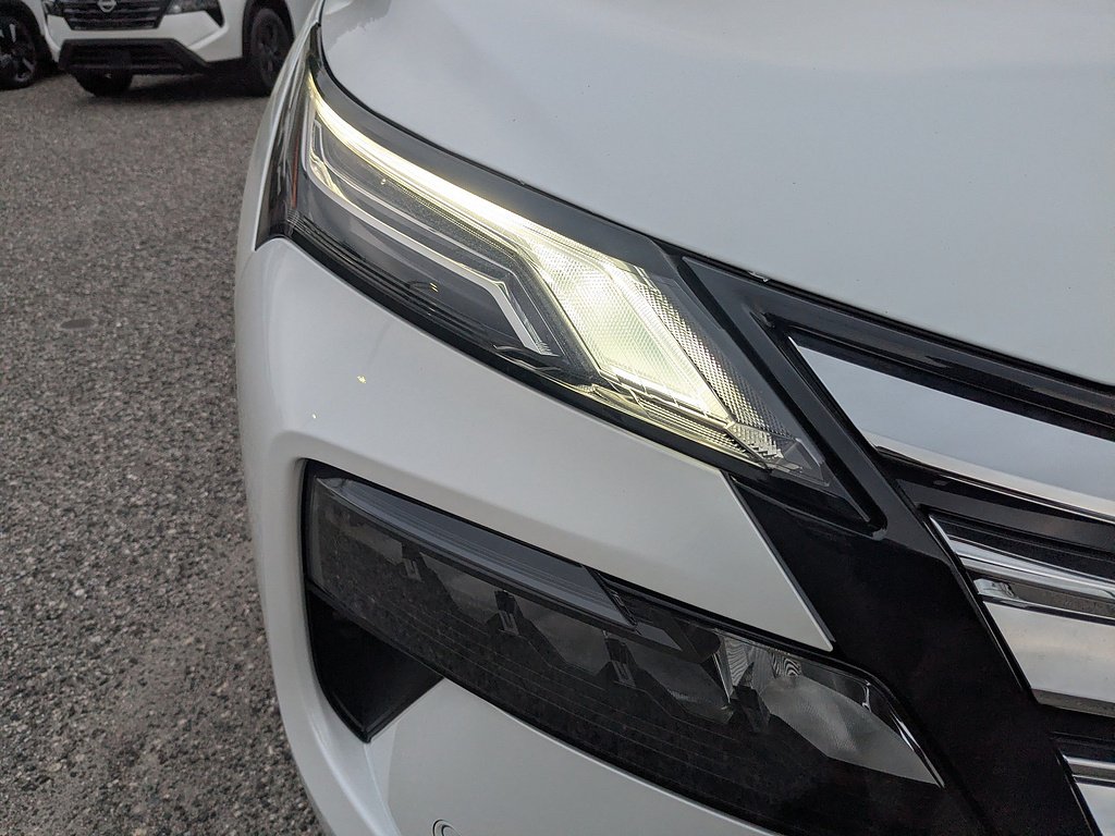 New 2026 Everest White Pearl TriCoat Nissan Platinum image 11