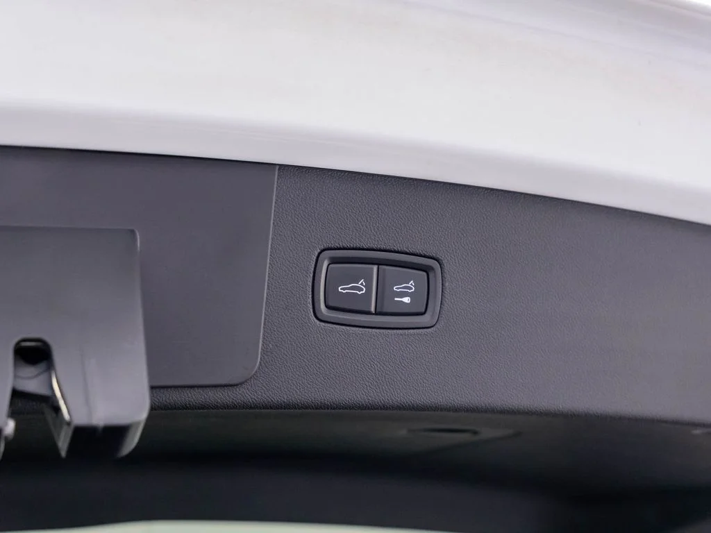 2022 Porsche Cayenne Platinum Edition - Photo 33