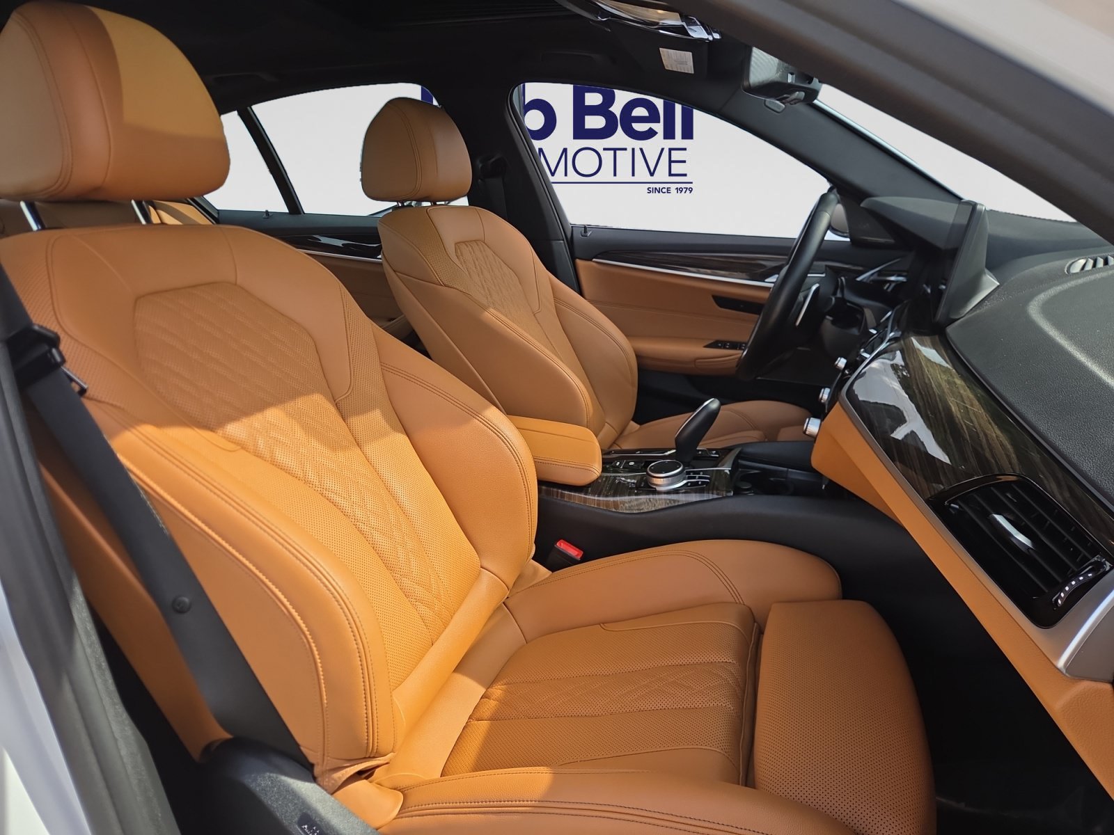 2022 BMW 5 Series 530i - Photo 15