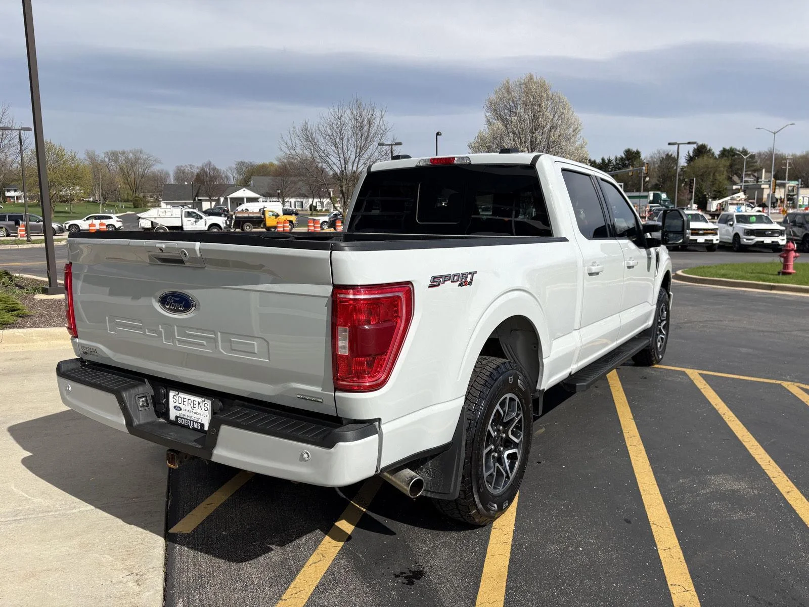 Certified Used 2023 Avalanche Gray Ford XLT image 6