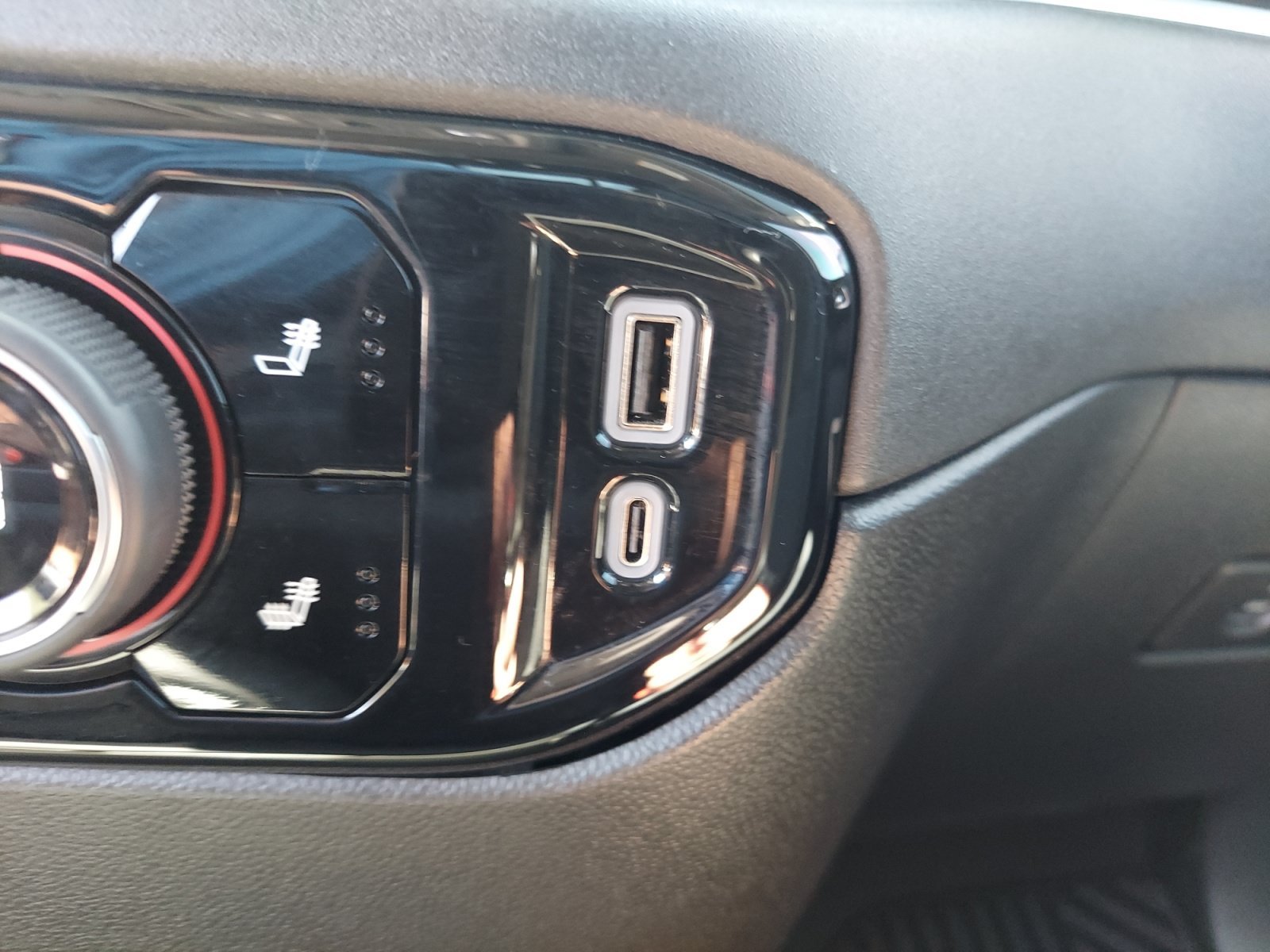 Used 2024 Black Chevrolet LT image 21