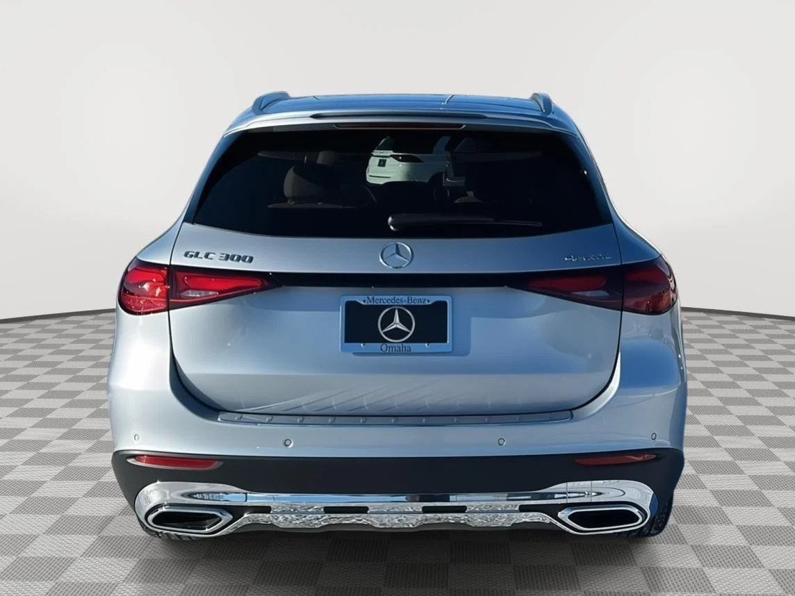 New 2026 Cirrus Silver Metallic Mercedes-Benz GLC 300 image 4