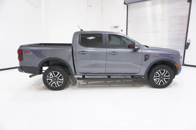 Used 2025 Carbonized Gray Metallic Ford LARIAT image 4