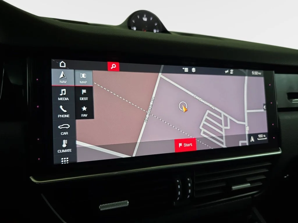 Used 2019  Porsche S image 25