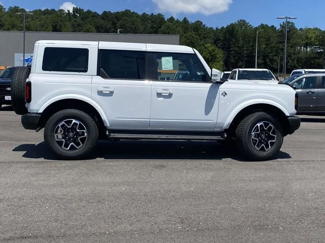 New 2026 White Ford Outer Banks image 2