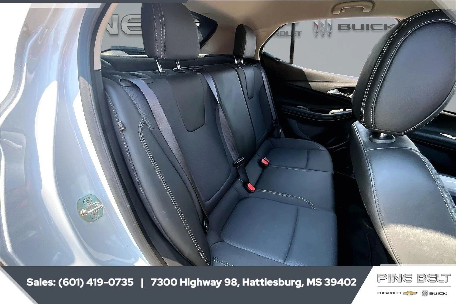 Used 2024 Summit White Buick Preferred image 20