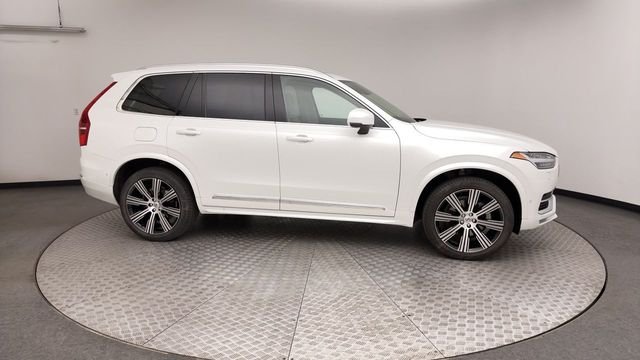 Used 2023 White Volvo Ultimate image 9