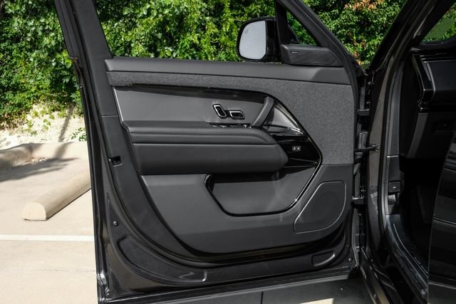 New 2026  Land Rover SE image 53