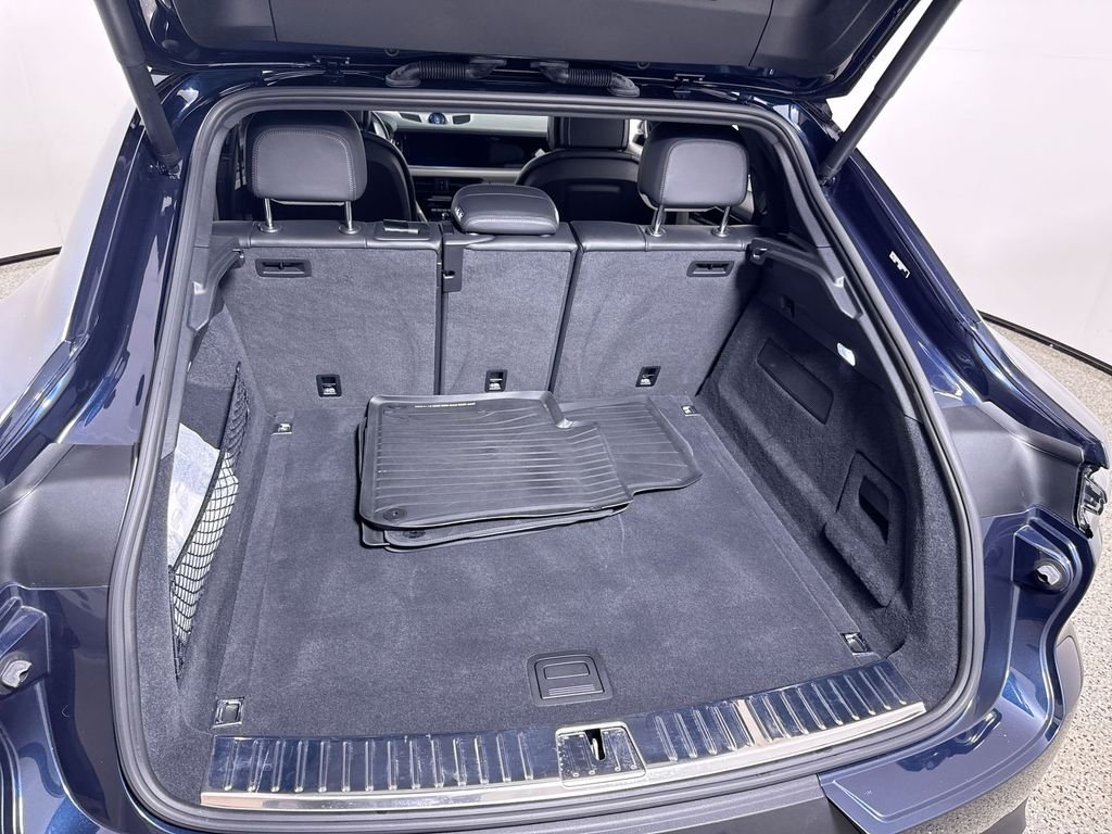 Used 2024 Blue Porsche Base image 24