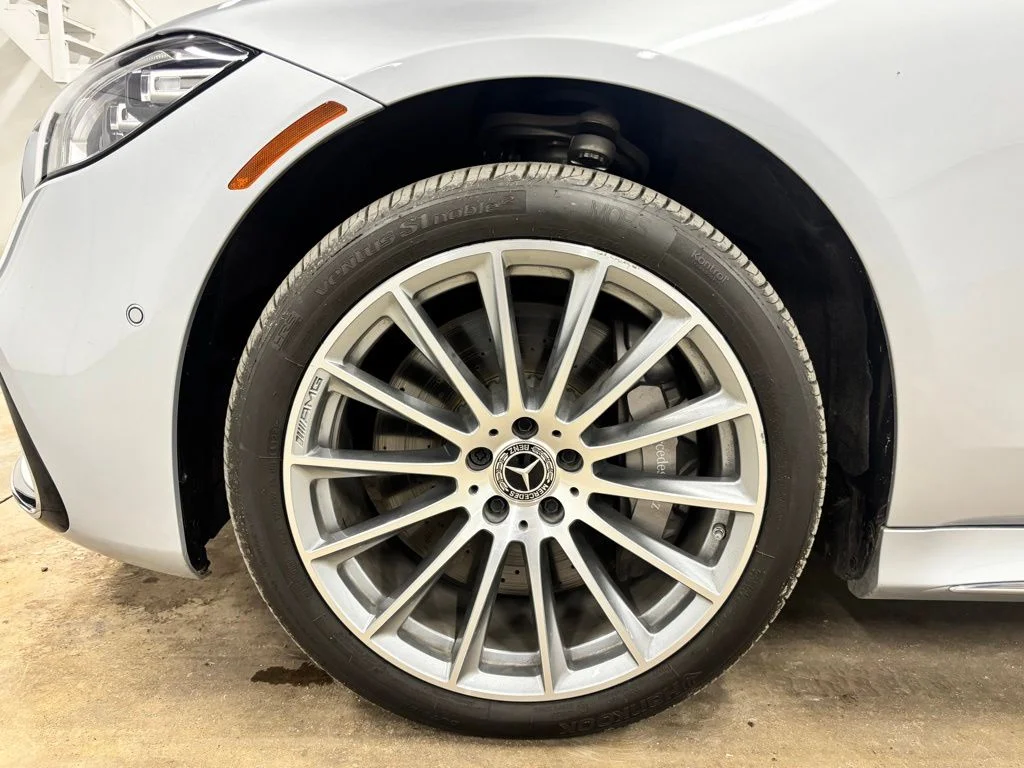 Used 2023 Silver Mercedes-Benz S 580 image 10