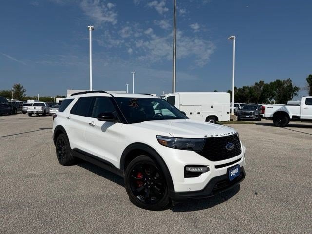 Used 2023 White Metallic Ford ST image 1