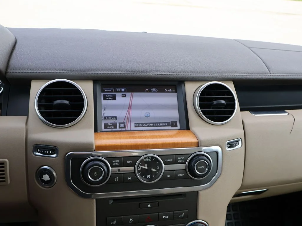 Used 2012  Land Rover HSE image 22