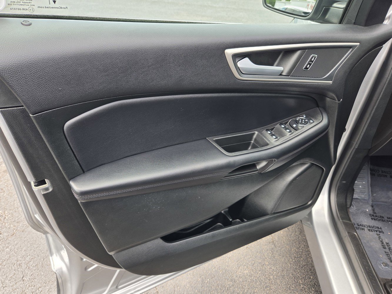 Used 2023 Silver Ford SEL image 38