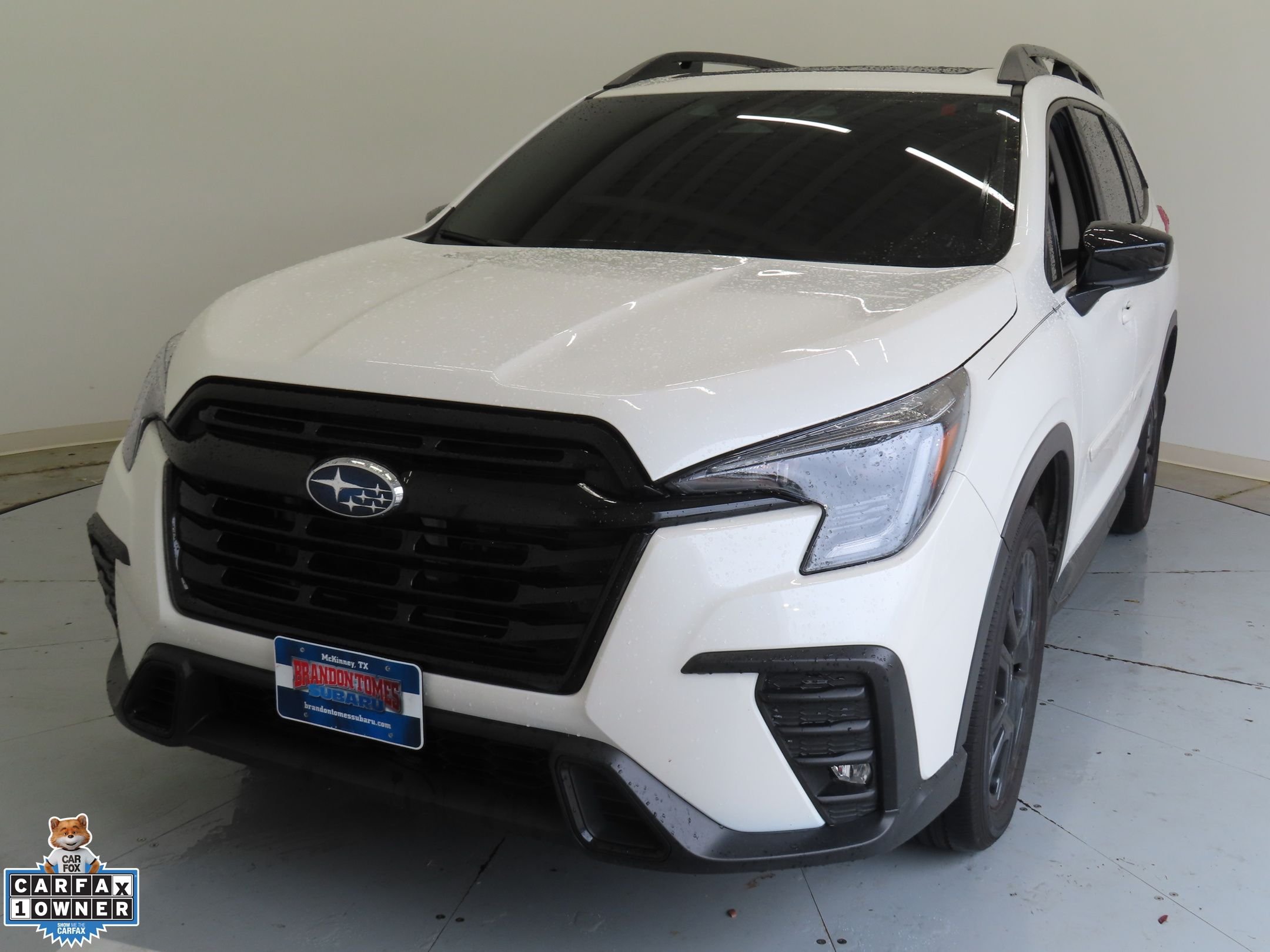 Used 2025 White Subaru Onyx Edition image 8