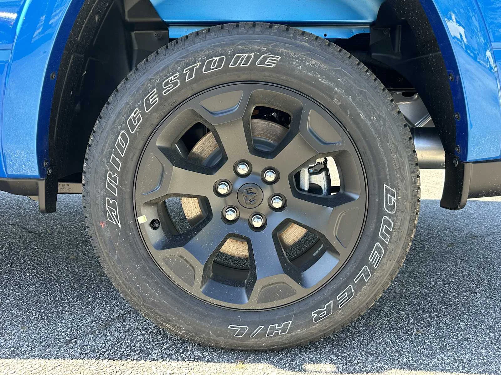 New 2026 Hydro Blue Pearl-Coat Exterior Paint RAM Big Horn image 19