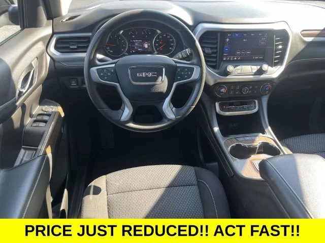 Used 2023 Black GMC SLE image 18