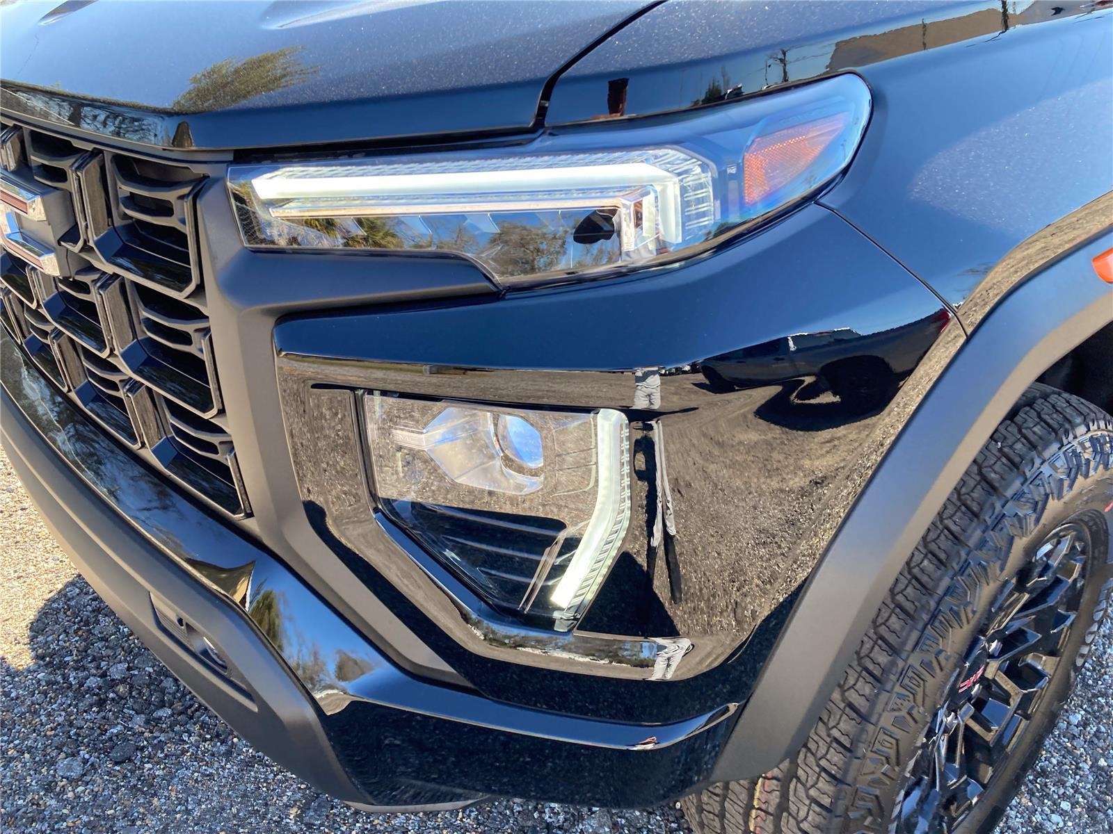 New 2026 Onyx Black GMC Elevation image 10