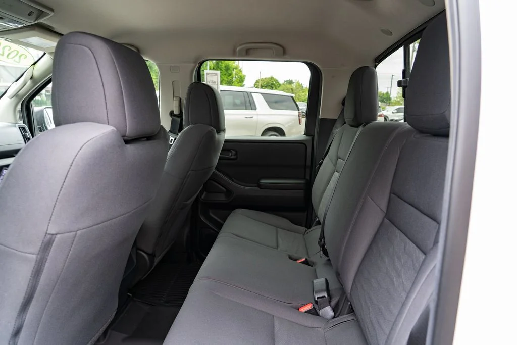New 2026 Glacier White Nissan Crew Cab S image 24