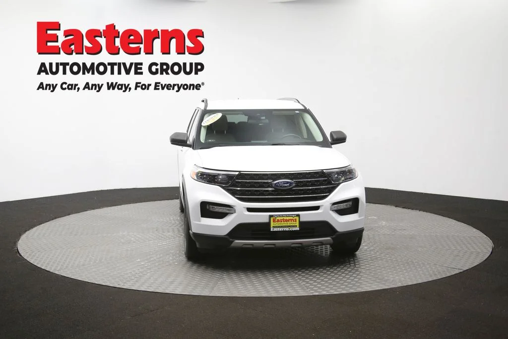 Used 2022 White Ford XLT image 55