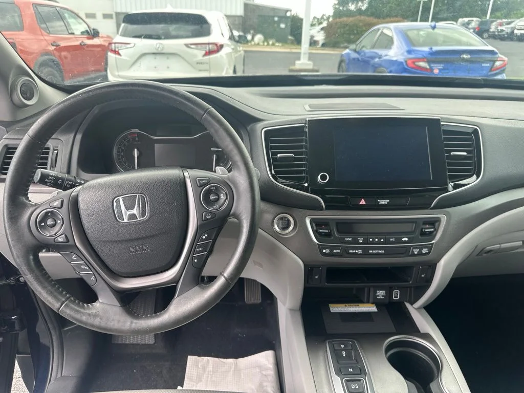 Used 2023 Obsidian Blue Pearl Honda RTL-E image 18