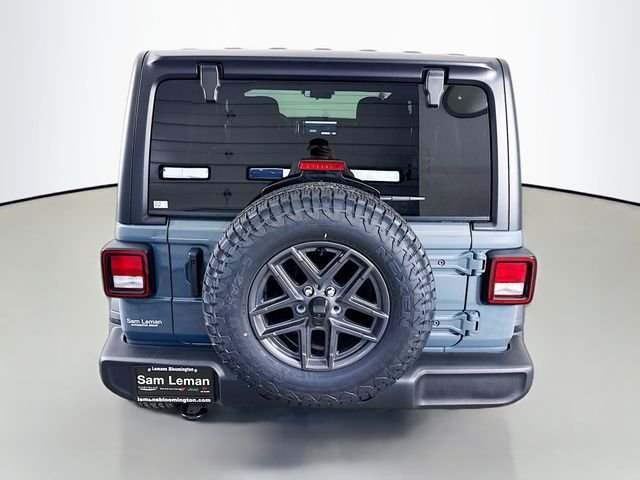 New 2026 Anvil Clear-Coat Exterior Paint Jeep Sport S image 6