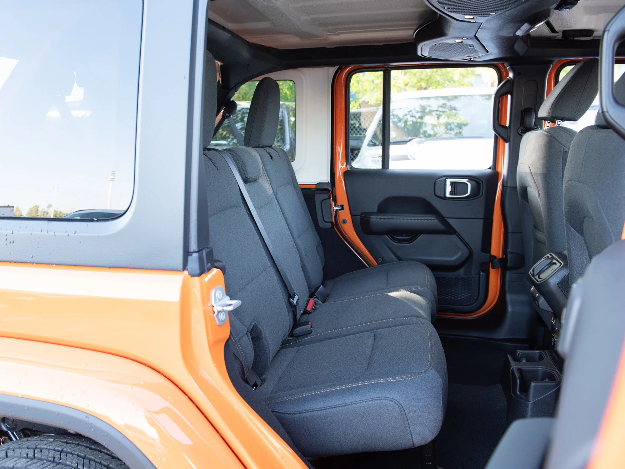 Used 2025 joose Jeep Sahara* 4 Door 4x4, Heated Seats/Wheel, Remote Start image 22