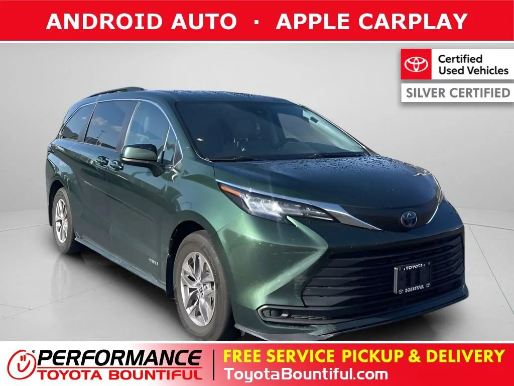 2021 Toyota Sienna LE 8-Passenger Hybrid AWD's photo