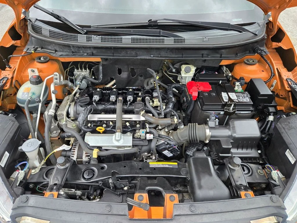 Used 2020 Orange Nissan SR image 27