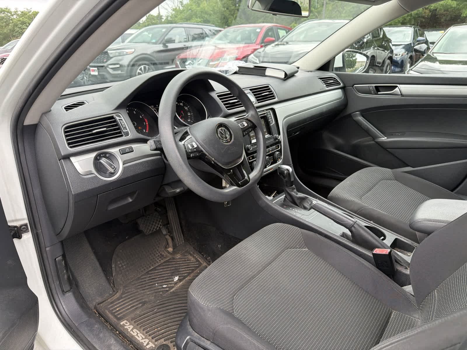 Used 2016 White Volkswagen 1.8T S image 11