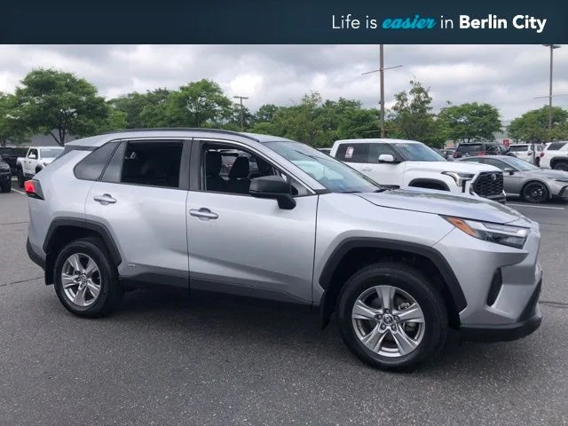 2024 Toyota RAV4 Hybrid LE