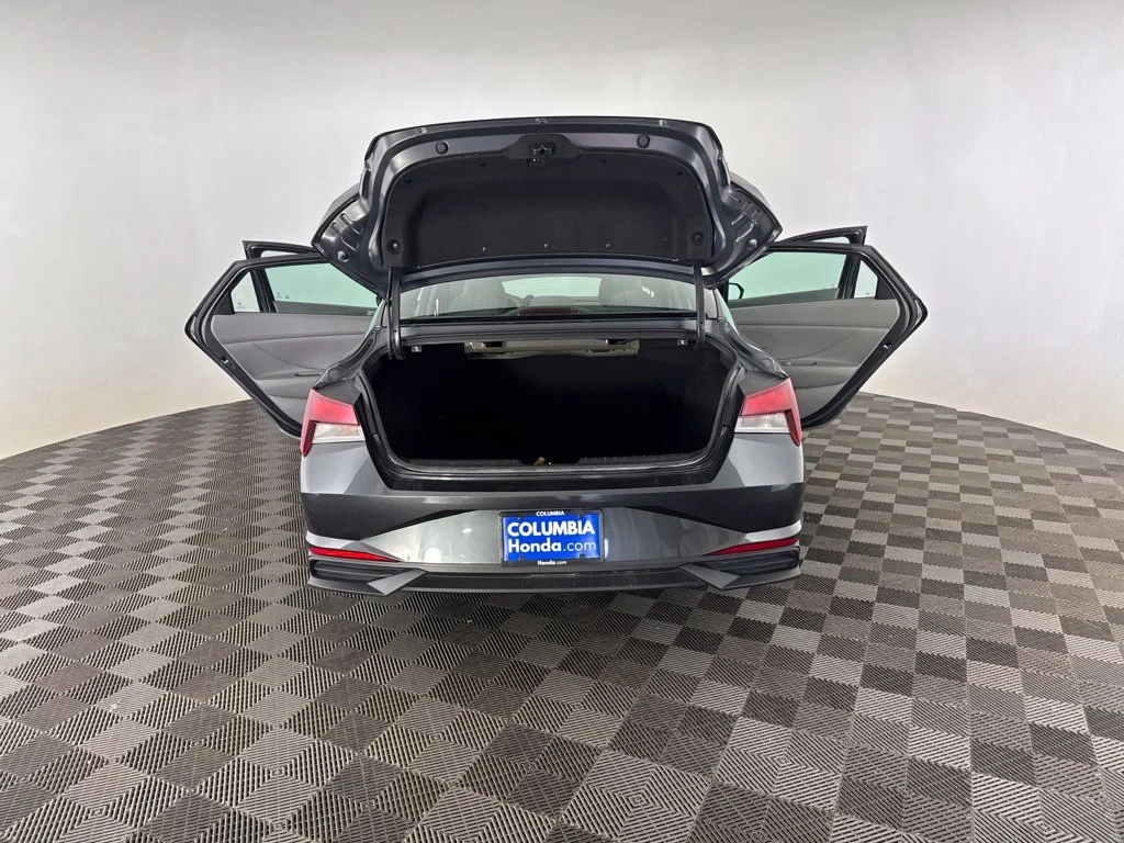 Used 2022 Gray Hyundai SEL image 17