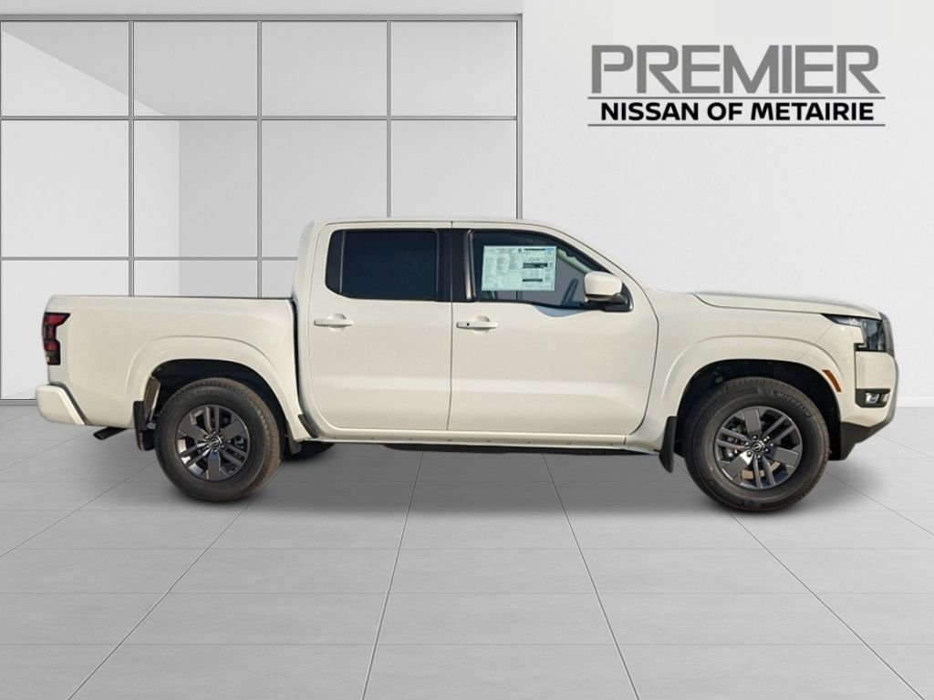 2025 Nissan Frontier SV - Photo 6