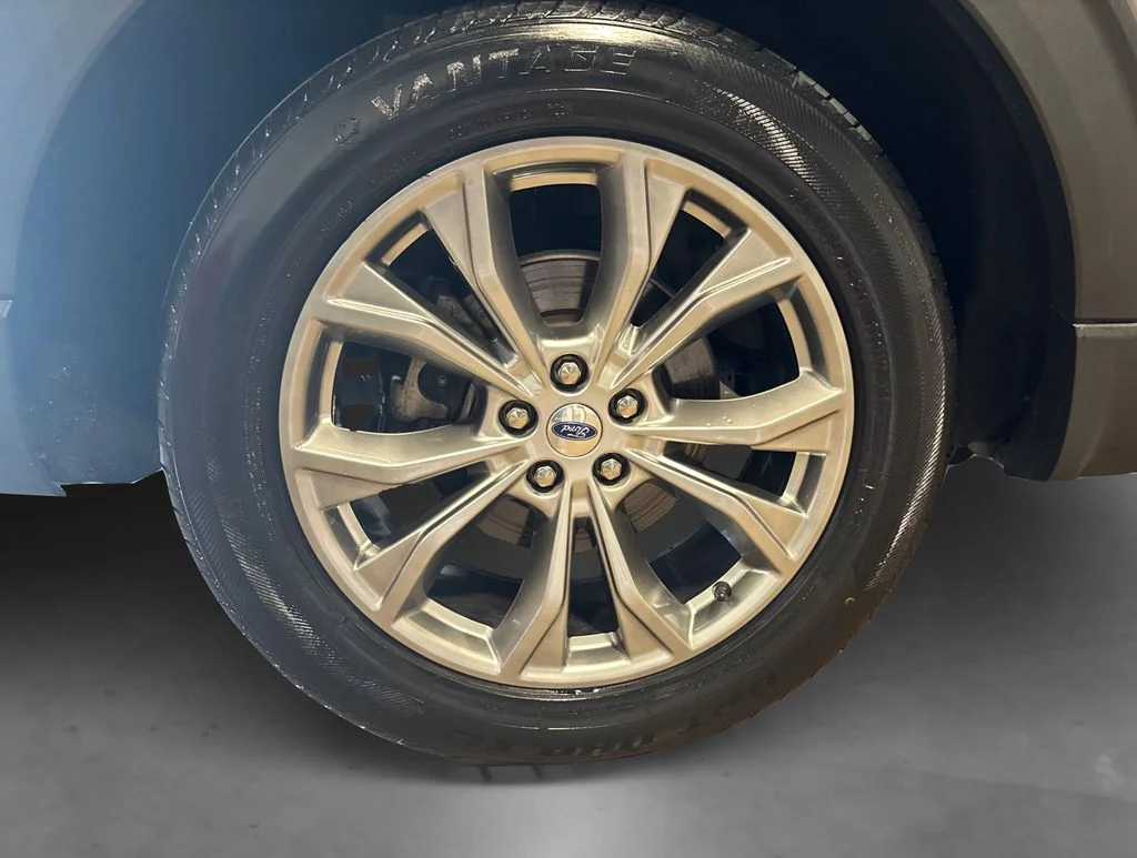 Certified Used 2022 Gray Metallic Ford Limited image 19